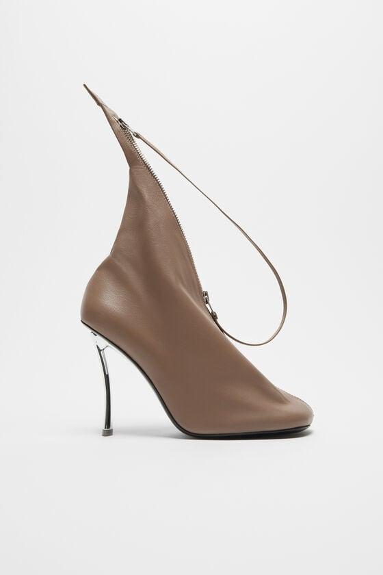 Leather zip heels Product Image