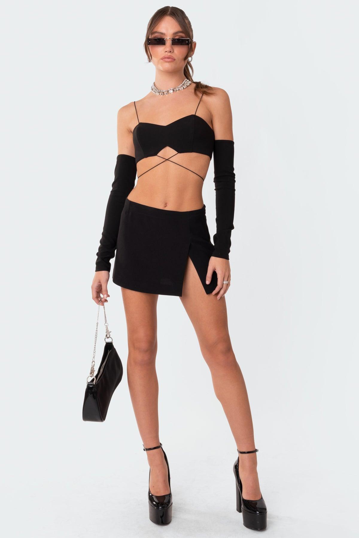 Beatrix separate sleeves crossed crop top Product Image