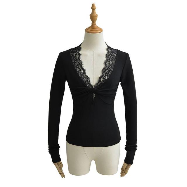 Long-Sleeve V-Neck Plain Lace Trim Knotted Tee Product Image