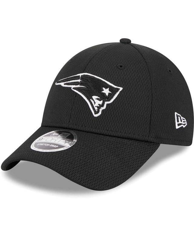 Mens New Era Black New England Patriots Main B-Dub 9FORTY Adjustable Hat Product Image