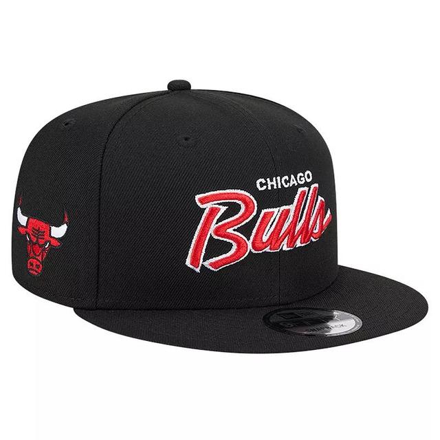 Mens New Era Black Chicago Bulls Evergreen Script Side Patch 9FIFTY Snapback Hat Product Image