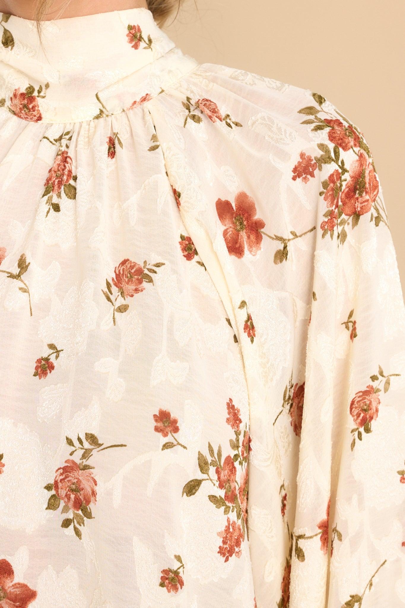 Aura Alluring Appeal Ivory Floral Print Top Product Image