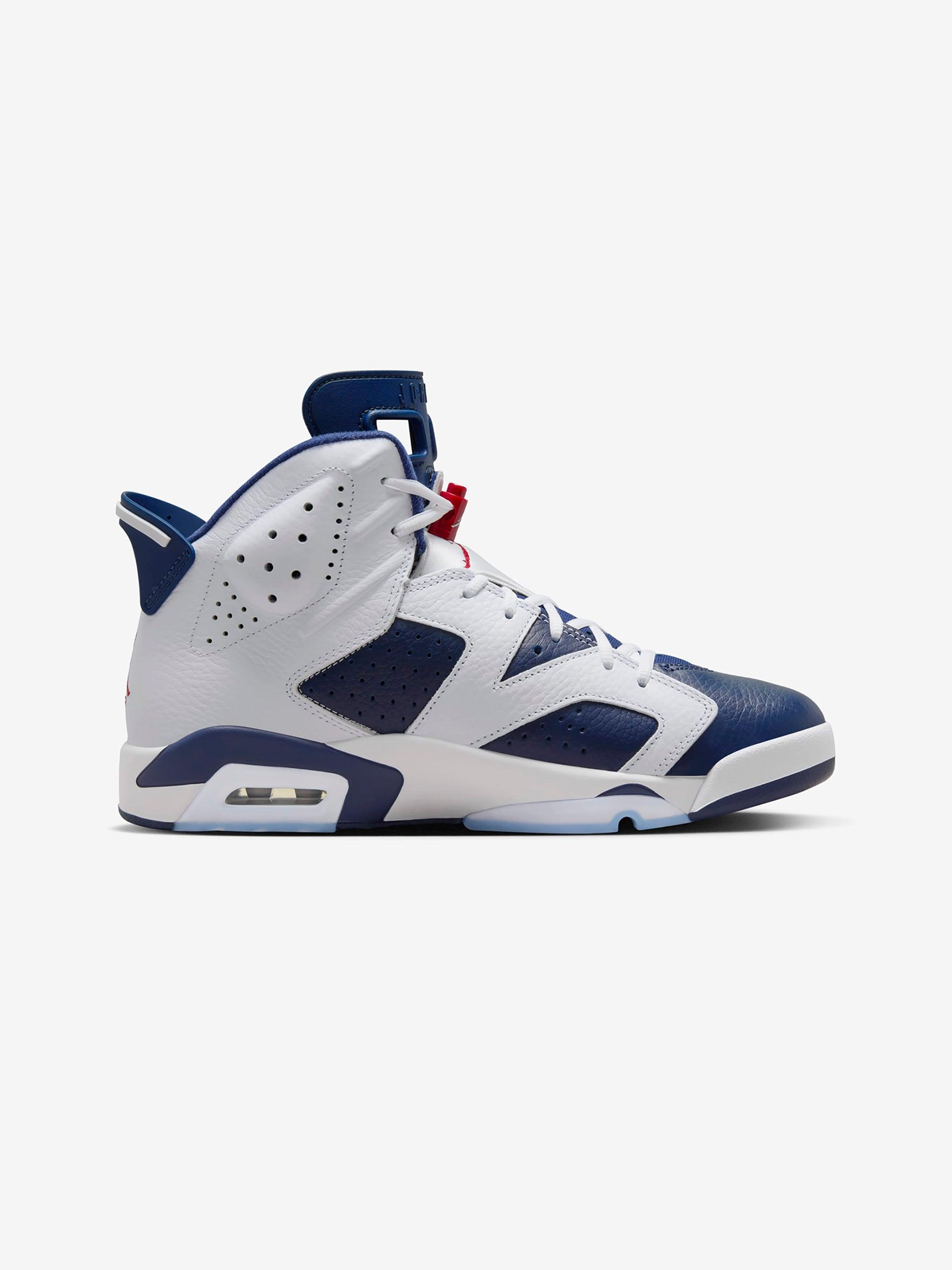 Air Jordan 6 Retro (White/Varsity Red/Midnight Navy) Product Image