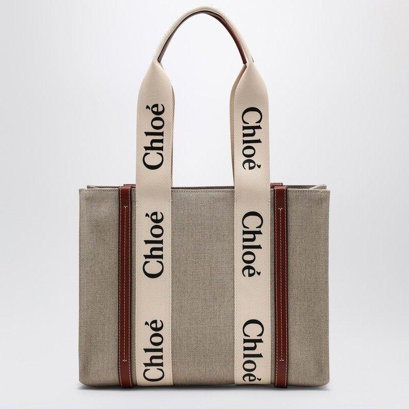 Woody Medium Bag In Beige In White Product Image