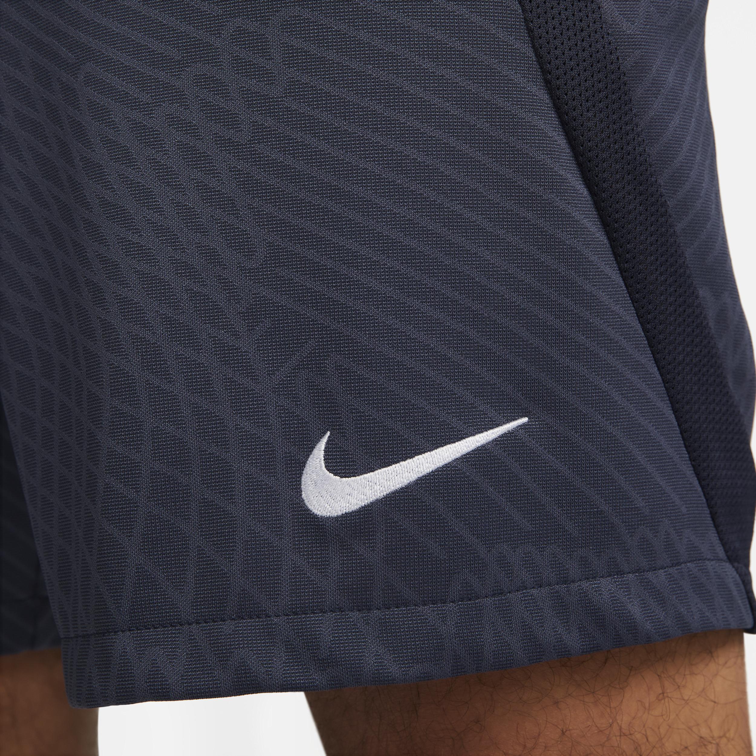 Mens Nike Navy Tottenham Hotspur 2023/24 Strike Performance Shorts Product Image