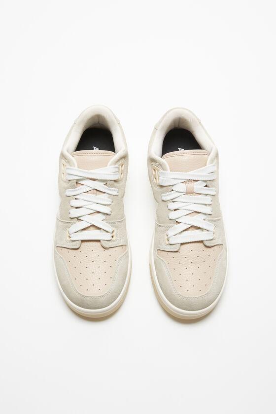 Low top sneakers Product Image