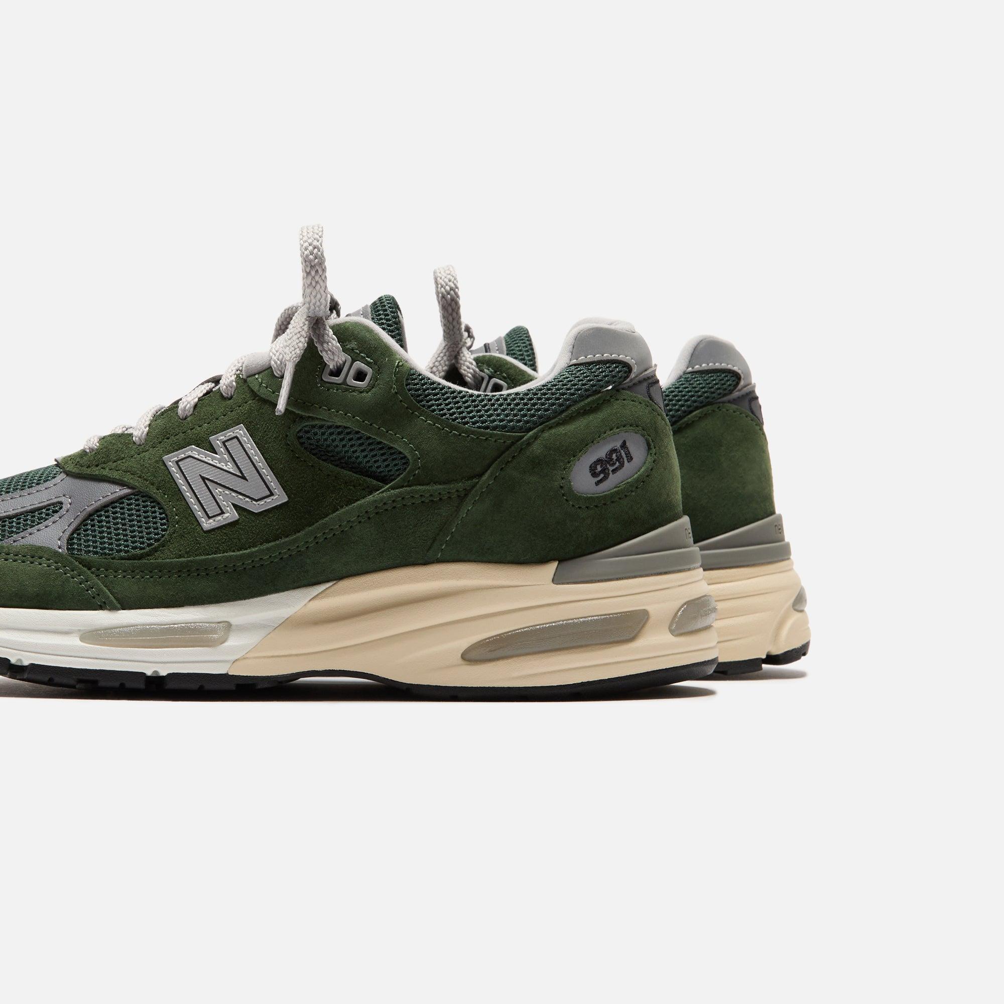 New Balance Made in UK 991v2 - Kombu Green / Grey Male Product Image