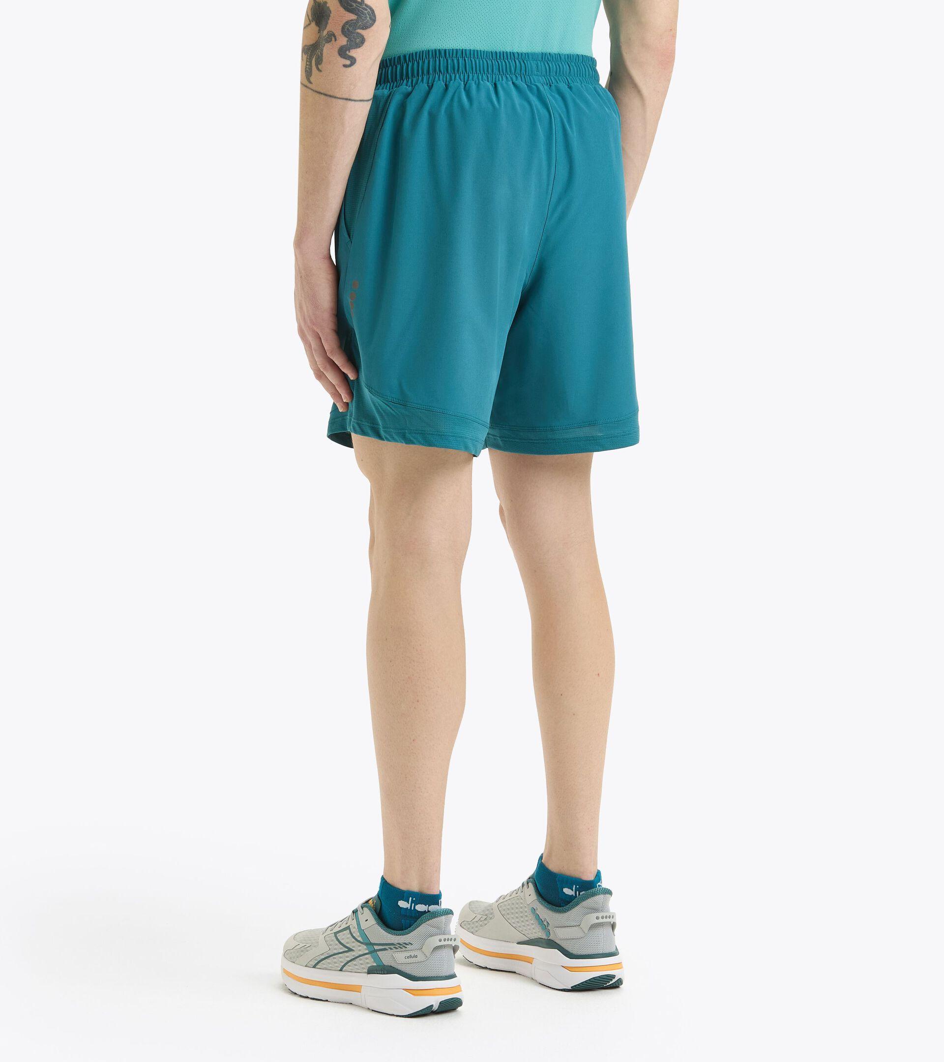 SHORTS RUN 7'' Product Image