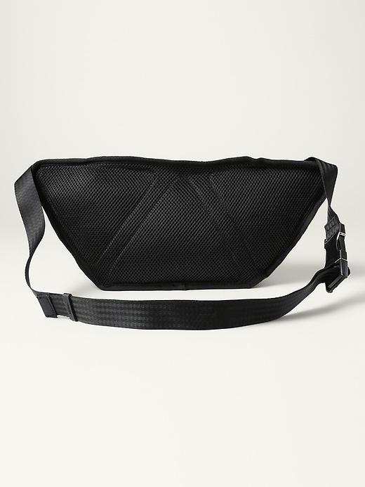 Excursion Large Belt Bag Product Image