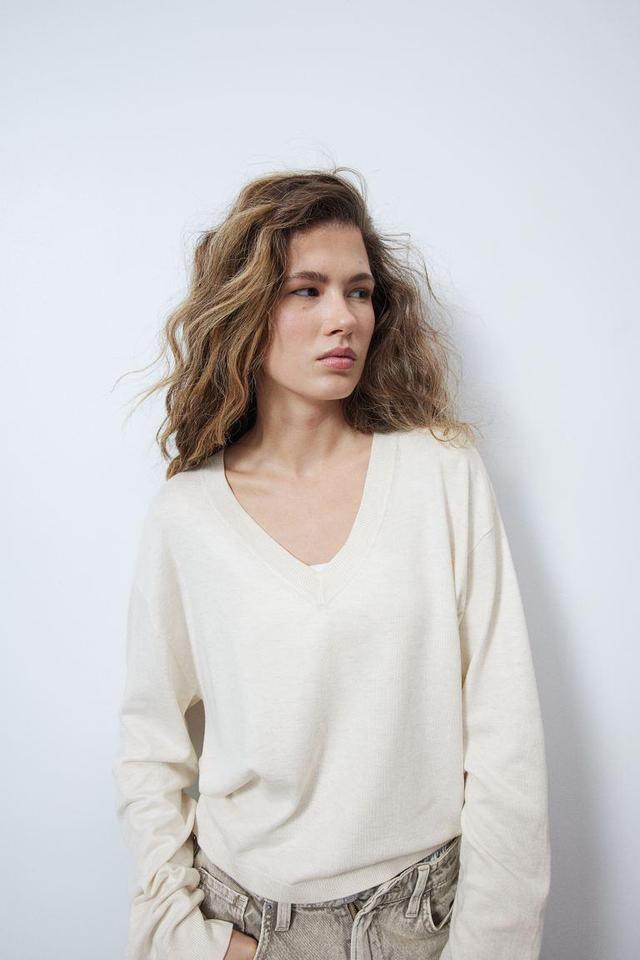 Fine-Knit V-Neck Sweater Product Image