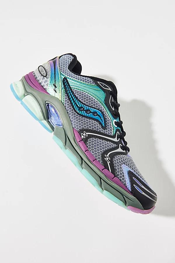 Saucony ProGrid Triumph 4 Sneaker Womens at Urban Outfitters Product Image