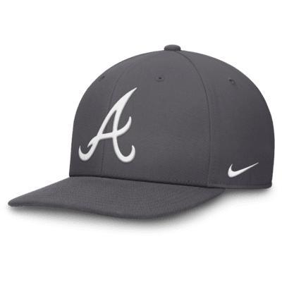 Atlanta Braves Pro Men's Nike Dri-FIT MLB Adjustable Hat Product Image