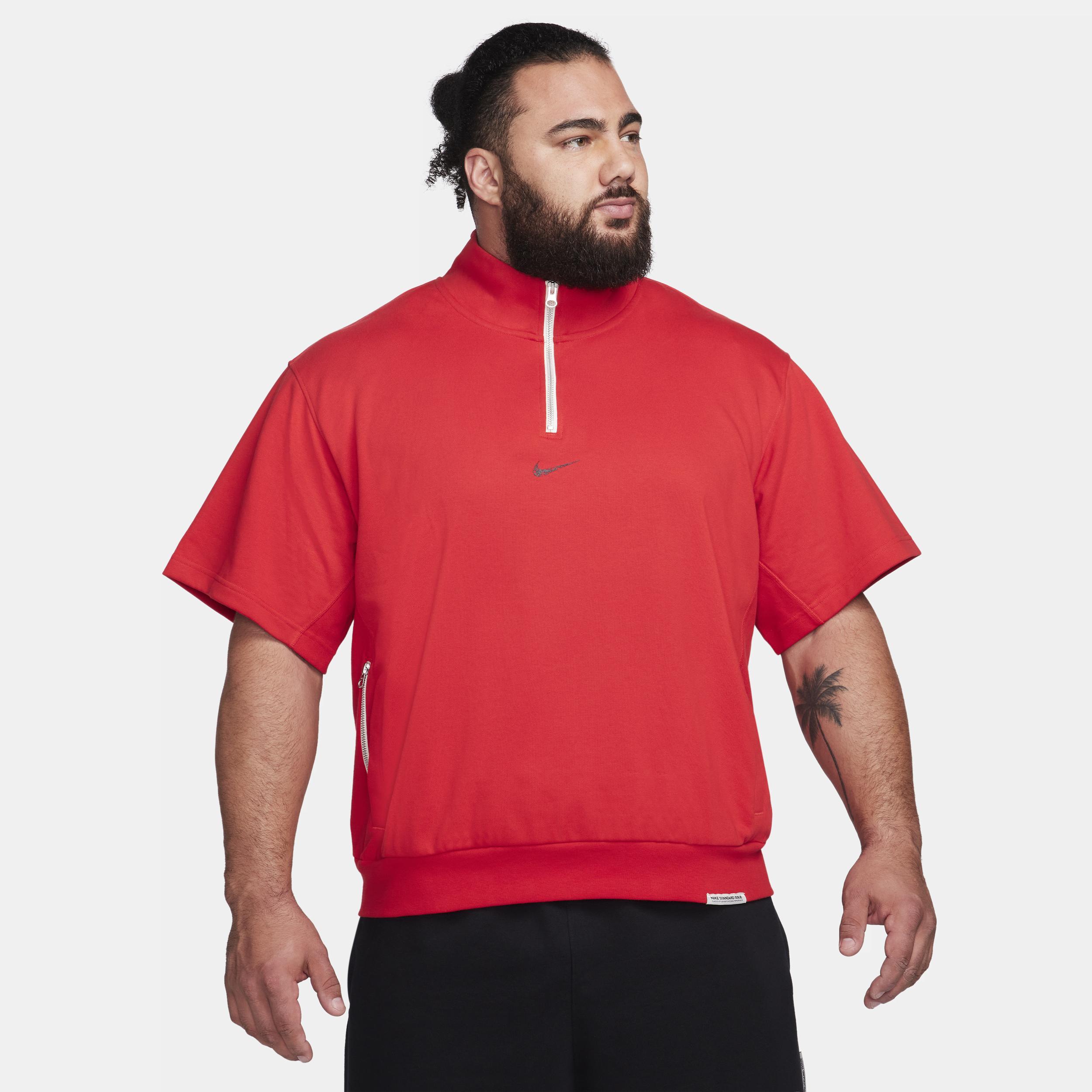 Nike Men's Dri-FIT Standard Issue 1/4-Zip Short-Sleeve Basketball Top Product Image