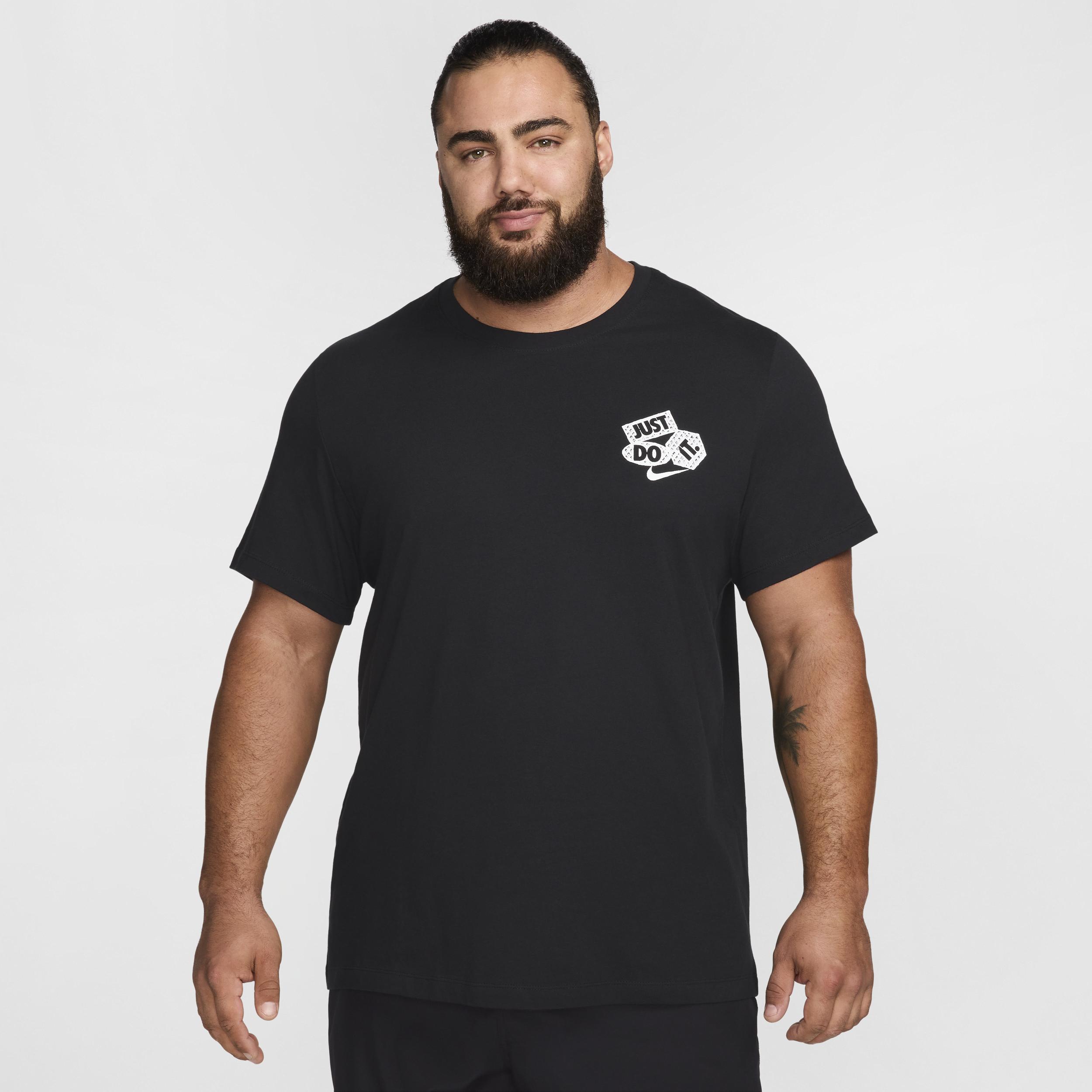 Nike Men's Fitness T-Shirt Product Image