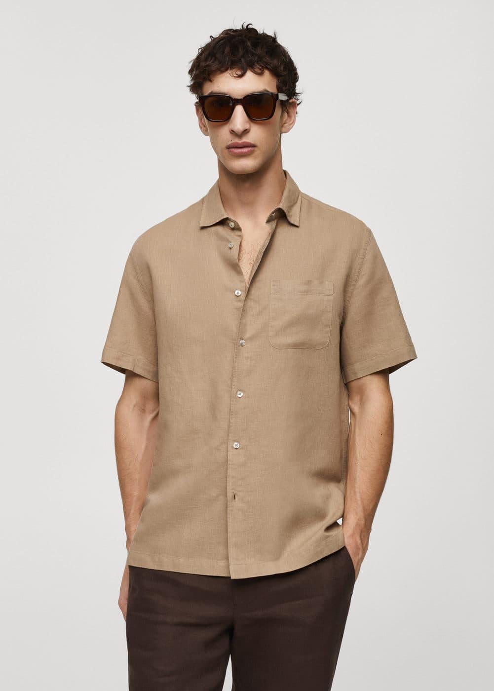 MANGO MAN - Regular-fit linen short-sleeved shirt sandMen Product Image