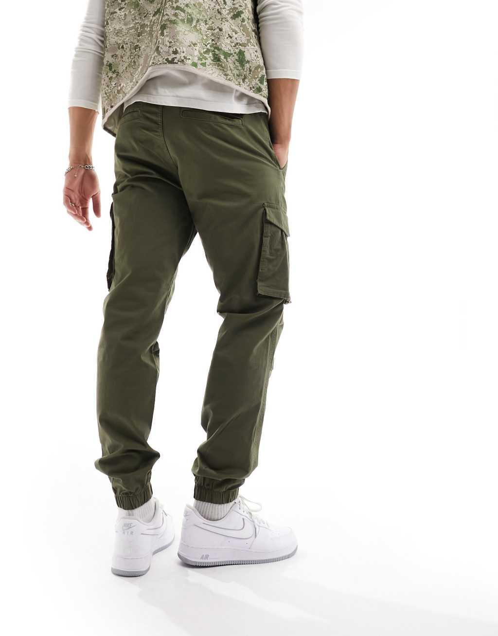 Jack & Jones tapered cuffed cargo pants Product Image