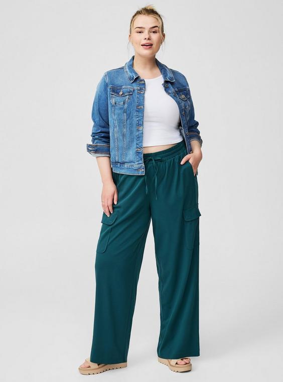 Wide-Leg Pull-On Wide Leg Stretch Challis Cargo Pant product image