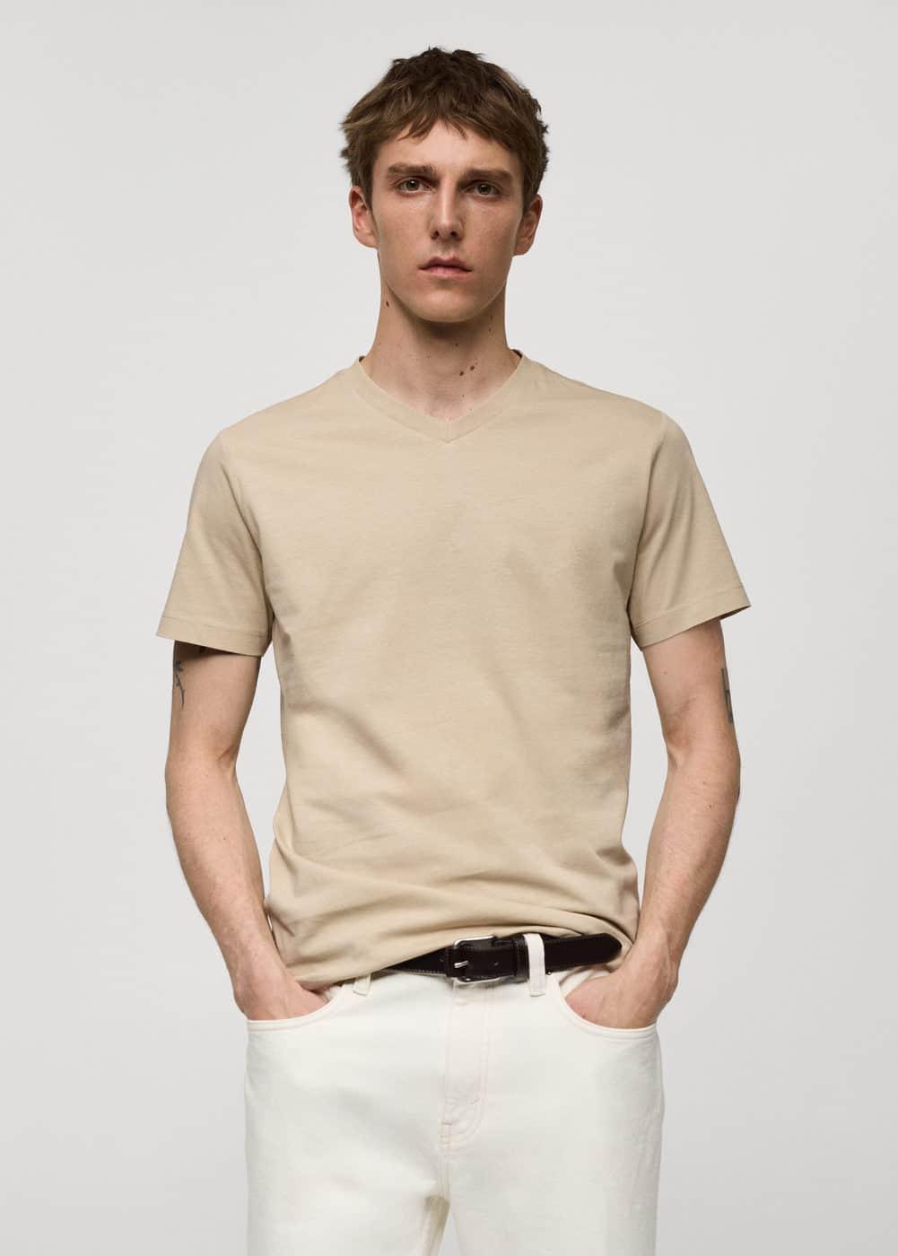 MANGO MAN - Slim-fit cotton V-neck t-shirt beigeMen Product Image