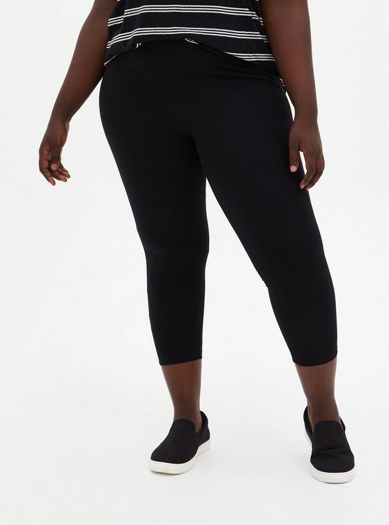 Crop Signature Waist Legging Product Image