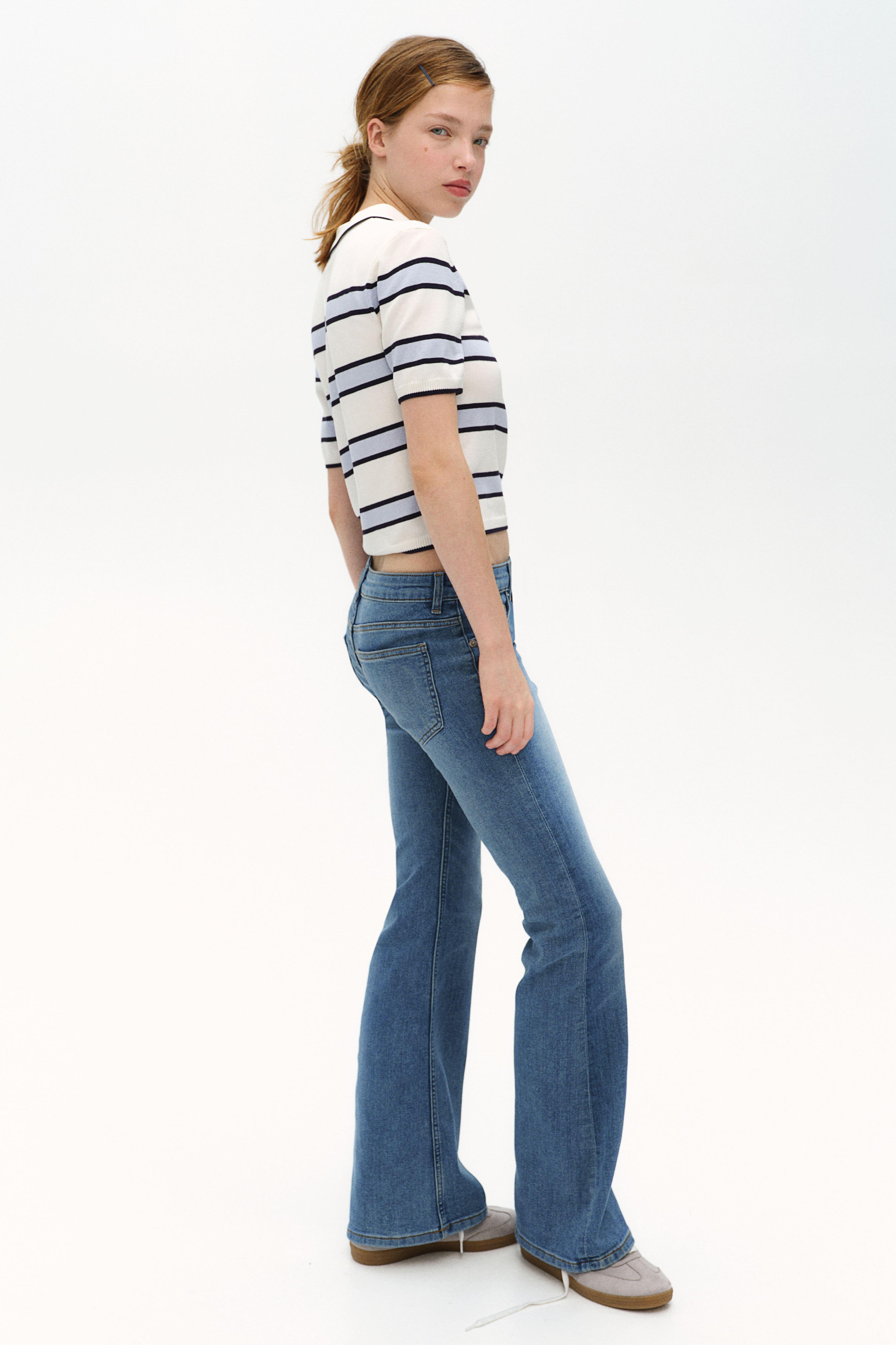 Flared Low Jeans Product Image