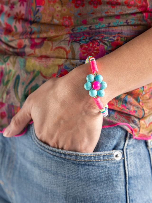 Chunky Daisy Bracelet - Hot Pink Product Image