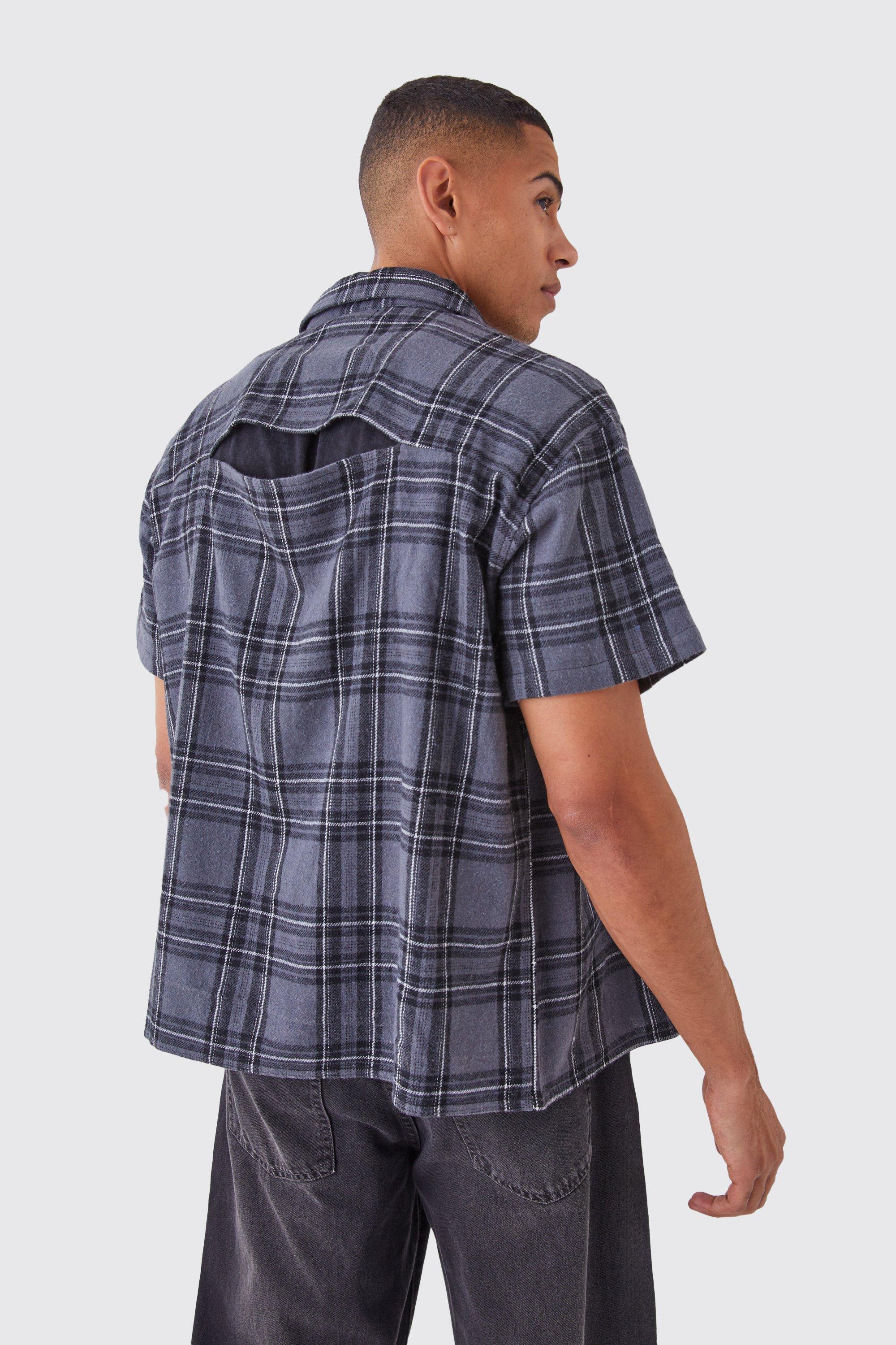 Mens Grey Boxy Short Sleeve Back Vent Check Shirt, Grey Product Image