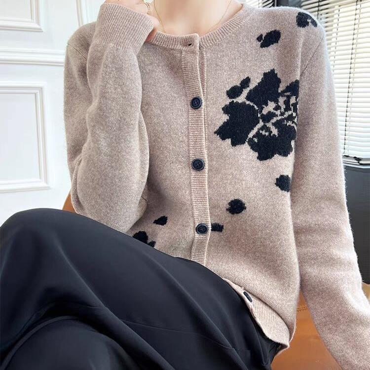 Crewneck Jacquard Cardigan Product Image