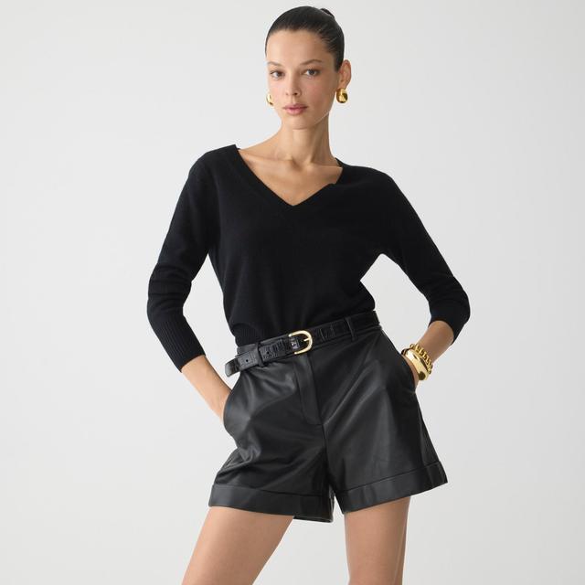 Cashmere shrunken V-neck sweater Product Image