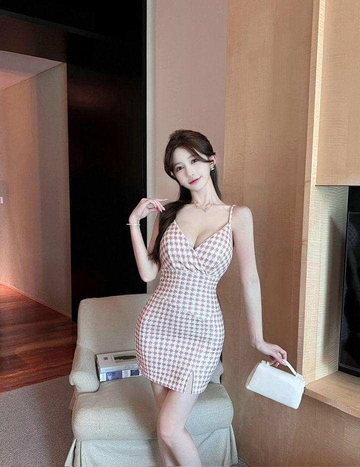 Spaghetti Strap Houndstooth Slit Mini Bodycon Dress Product Image