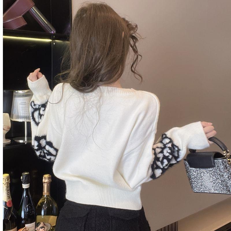 Crewneck Floral Jacquard Sweater Product Image