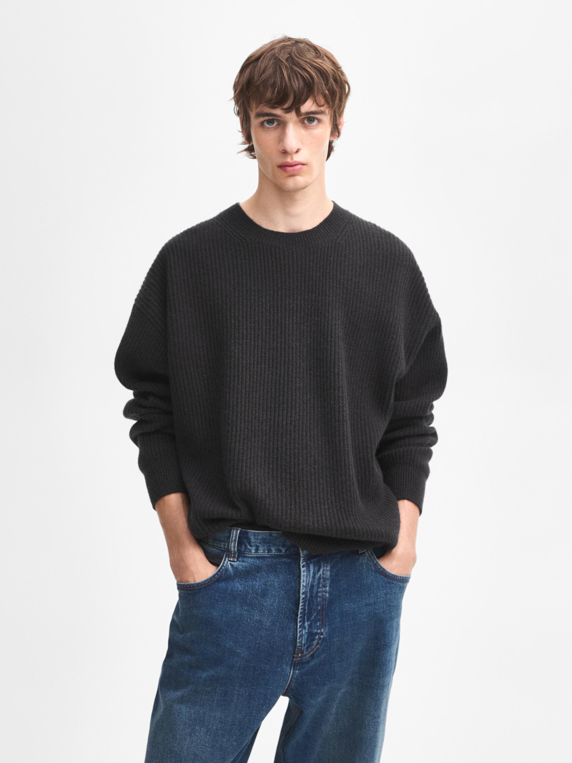 100% cashmere sweater with fabric detail · Grey, Greenish · Sweaters And Cardigans | Massimo Dutti Product Image