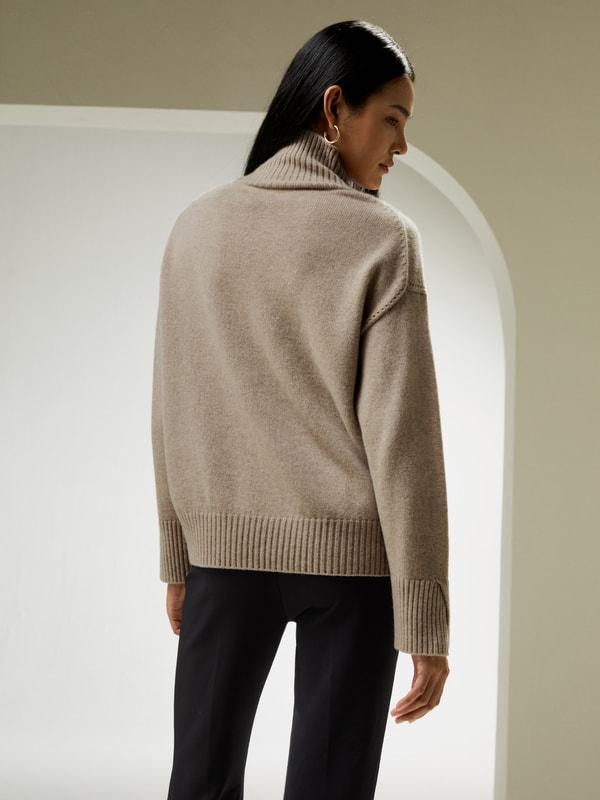 Turtleneck Relaxed-Fit Cashmere Sweater Product Image