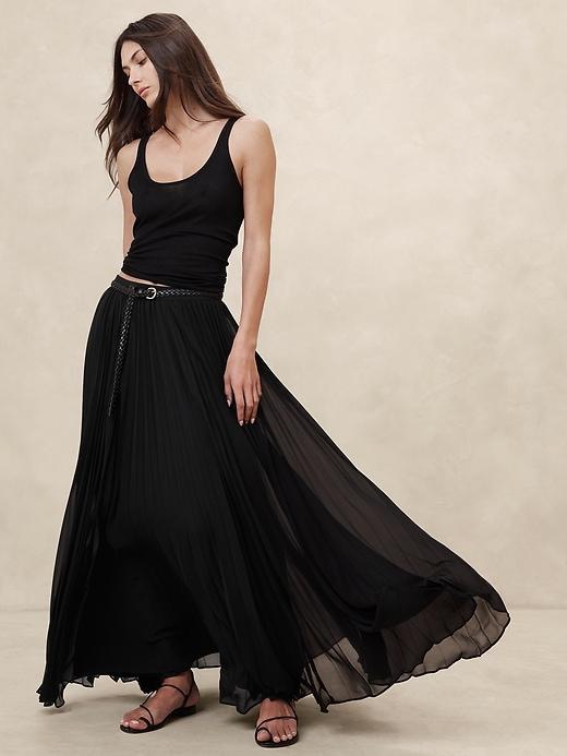 Malia Pleated Skirt Product Image