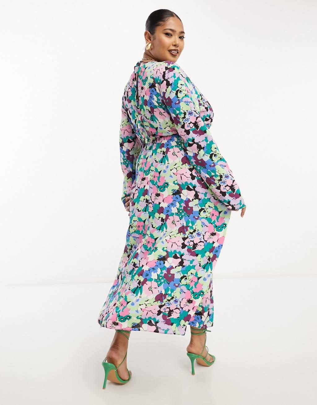 ASOS DESIGN Curve waisted maxi dress in blue floral print Product Image