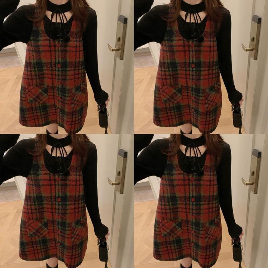 Plaid Button Front A-Line Dungaree Dress / Long-Sleeve Mock Neck Plain Slim Fit Top Product Image