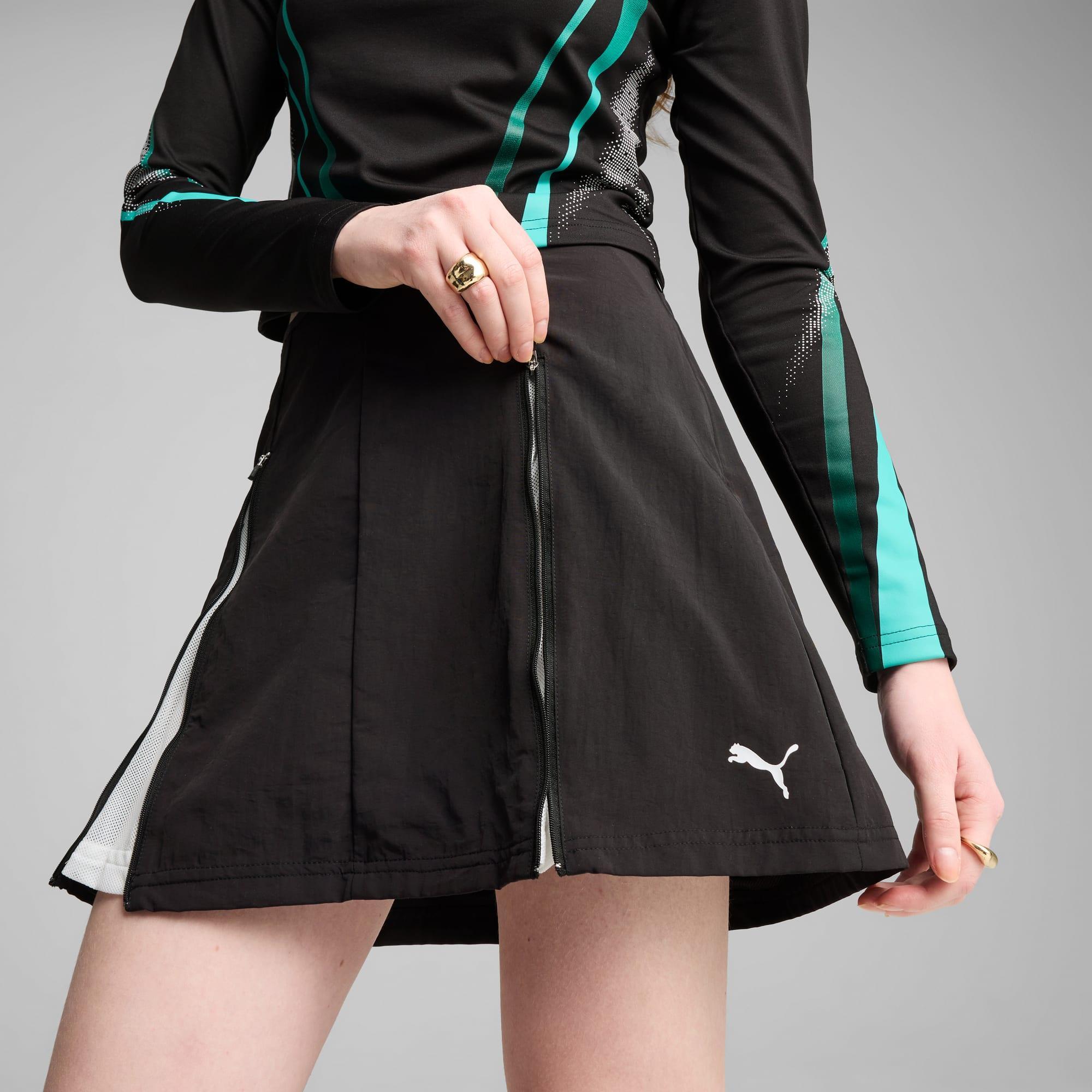 DARE TO Women's Zip-Off Woven Skirt Product Image