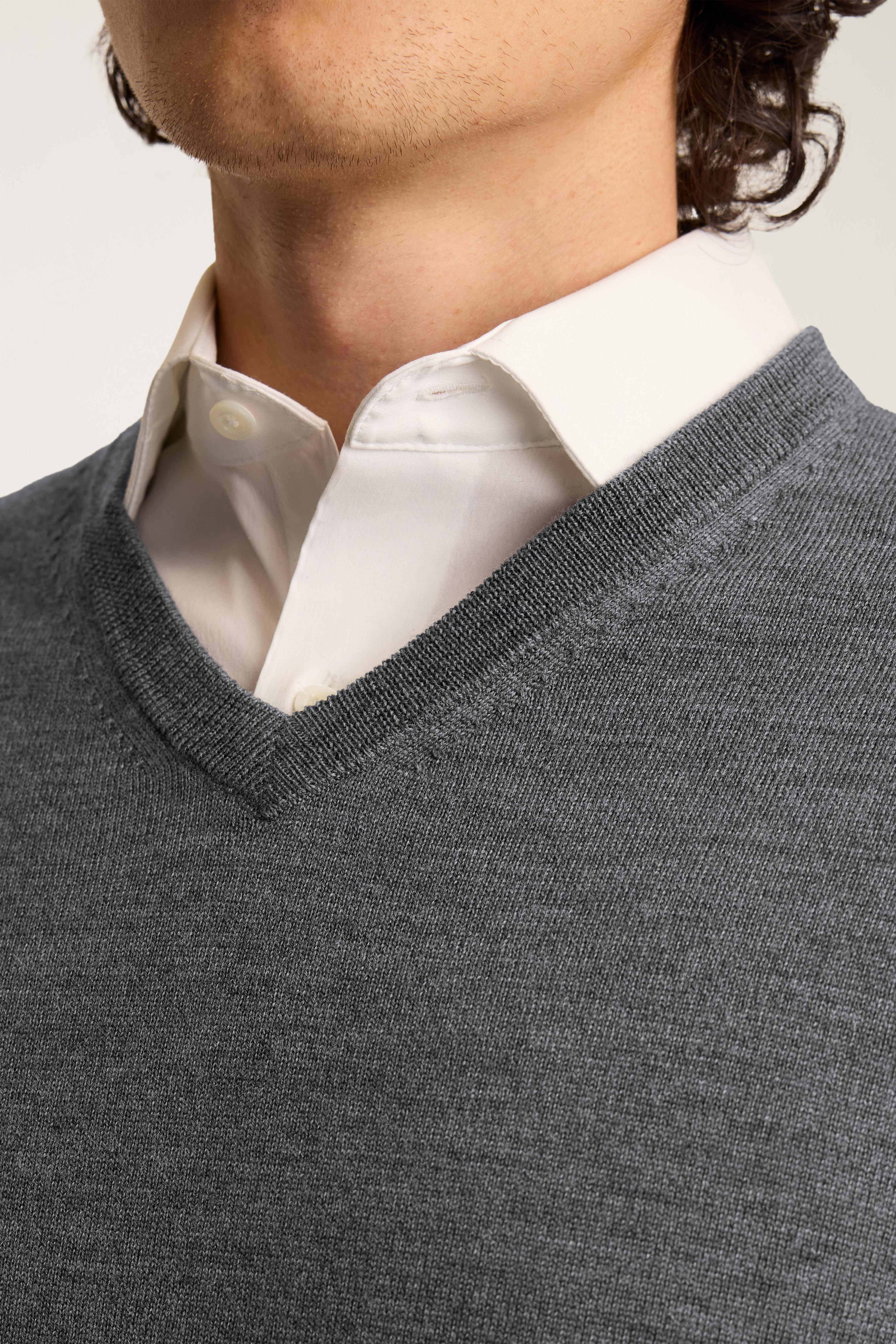 Washable Merino V-Neck Sweater Product Image