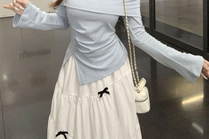 Long-Sleeve Square Neck Bow Slit Slim Fit Tee Product Image