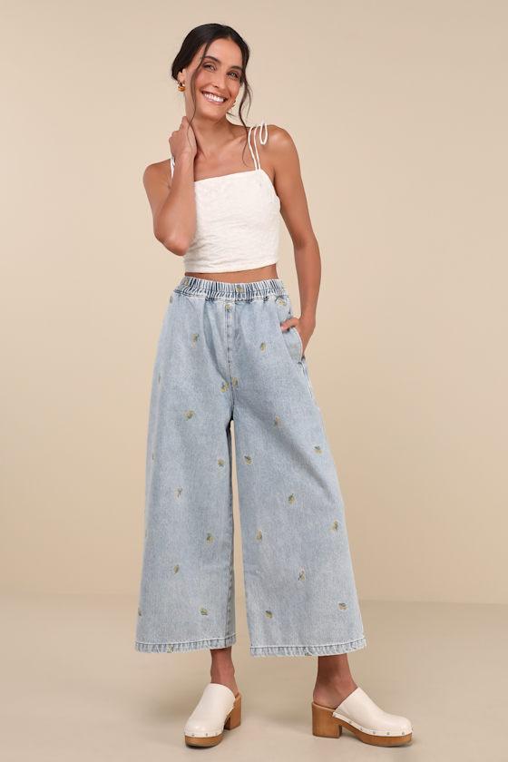 Tupleo Light Wash Embroidered Wide-Leg Cropped Jeans Product Image