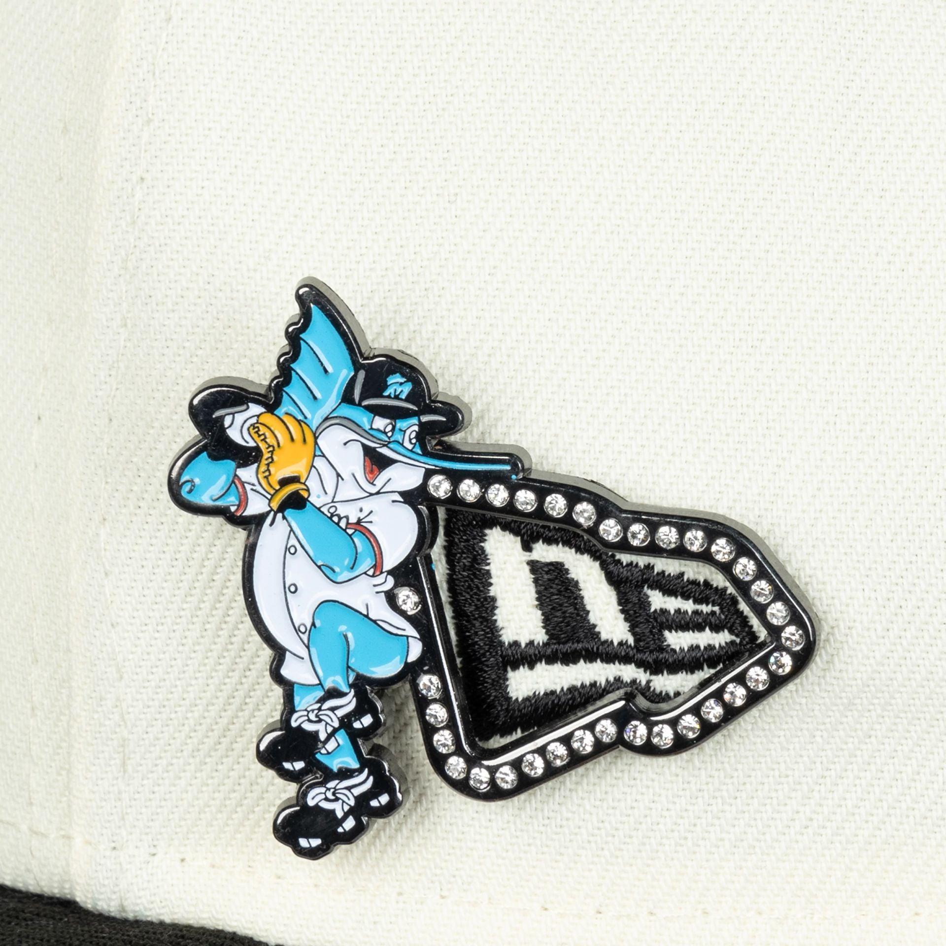 Miami Marlins Mascot Pin 59FIFTY Fitted Hat Male Product Image