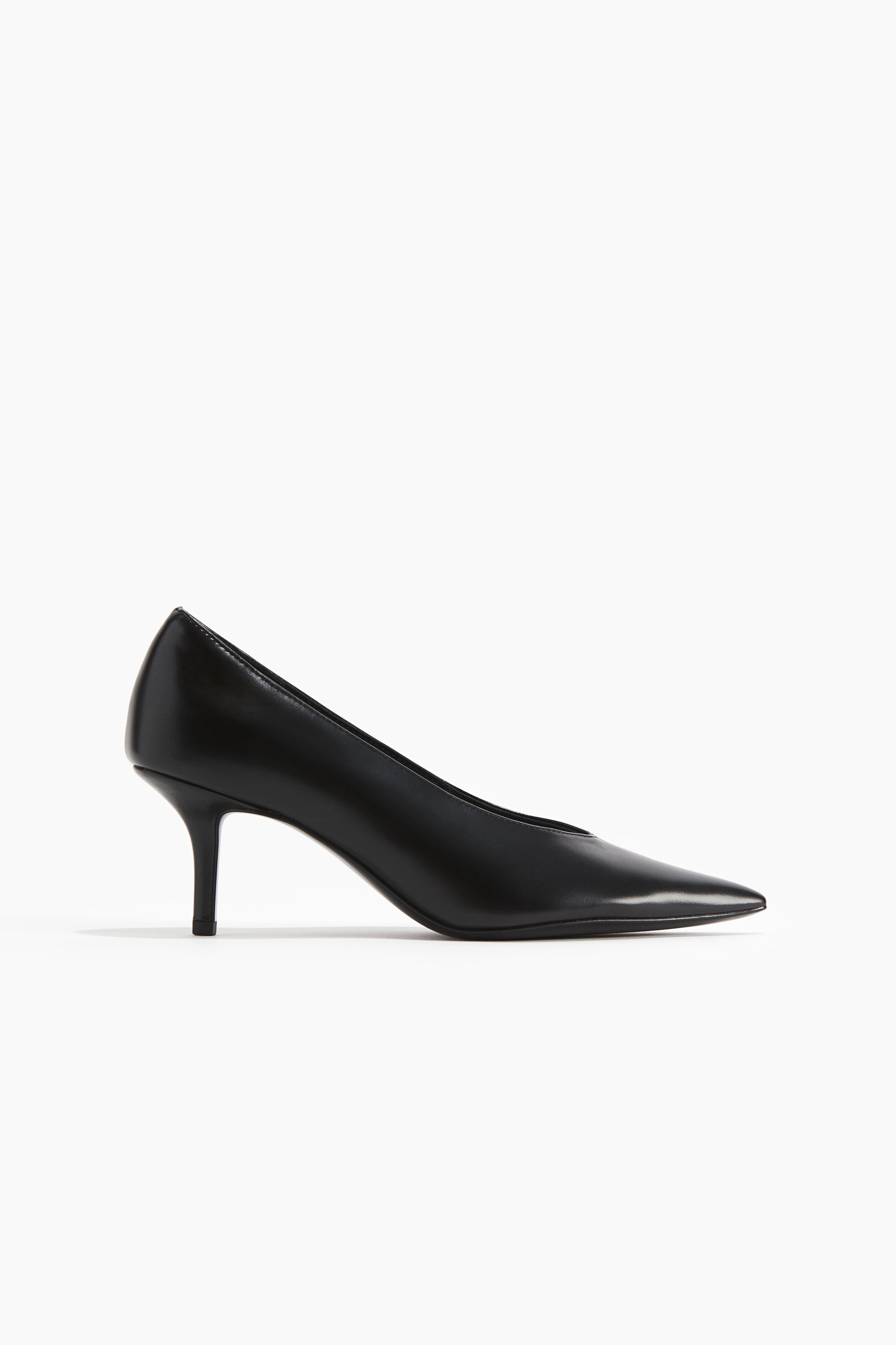 Pointed Pumps product image