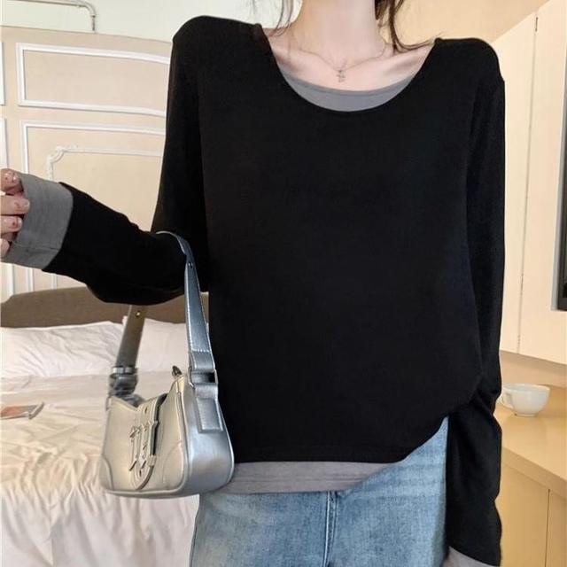 Long Sleeve Round Neck Two Tone Tee Product Image