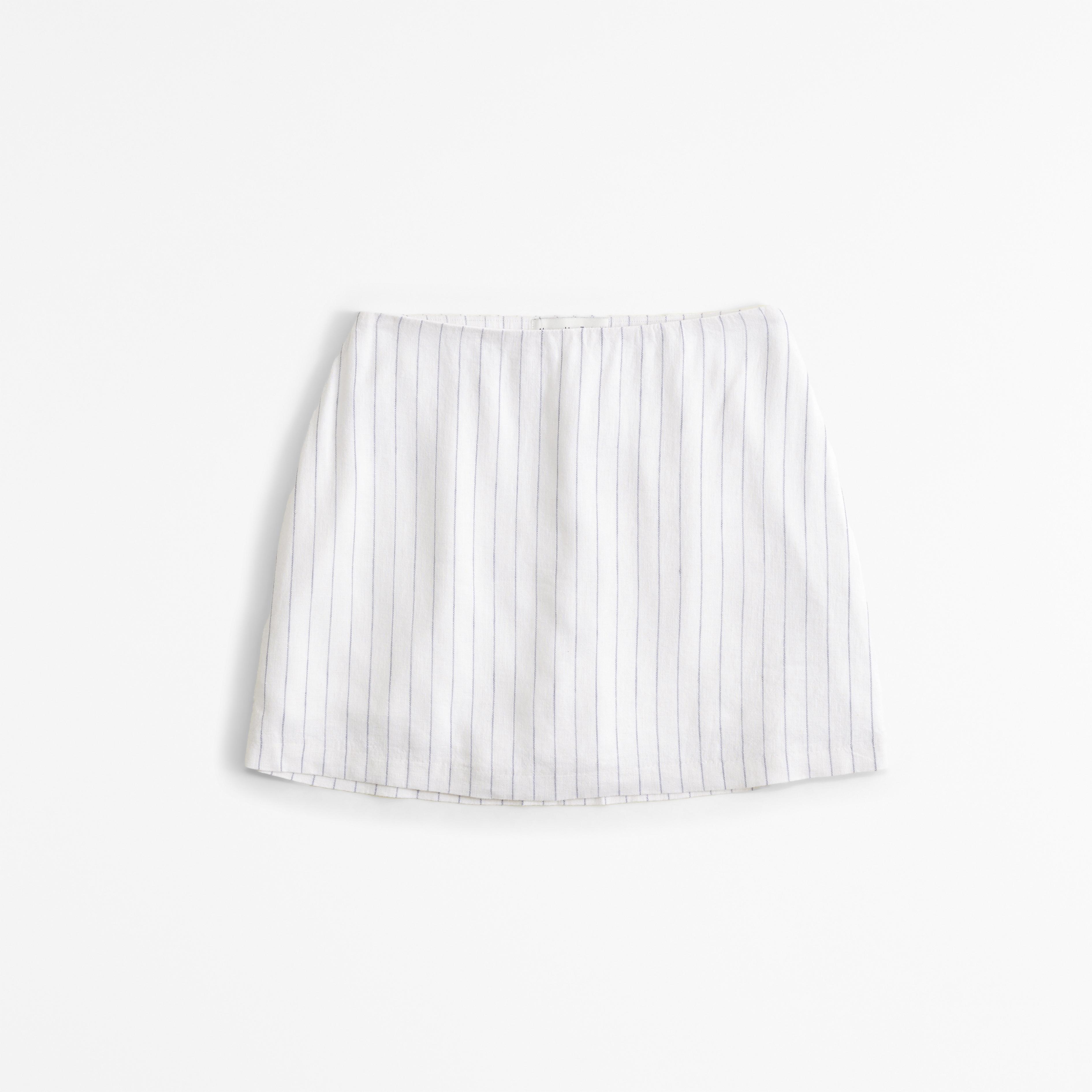 The A&F Scarlett Linen-Blend Mini Skort Product Image