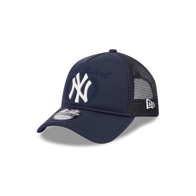 New York Yankees Fairway 9FORTY A-Frame Snapback Hat Male Product Image