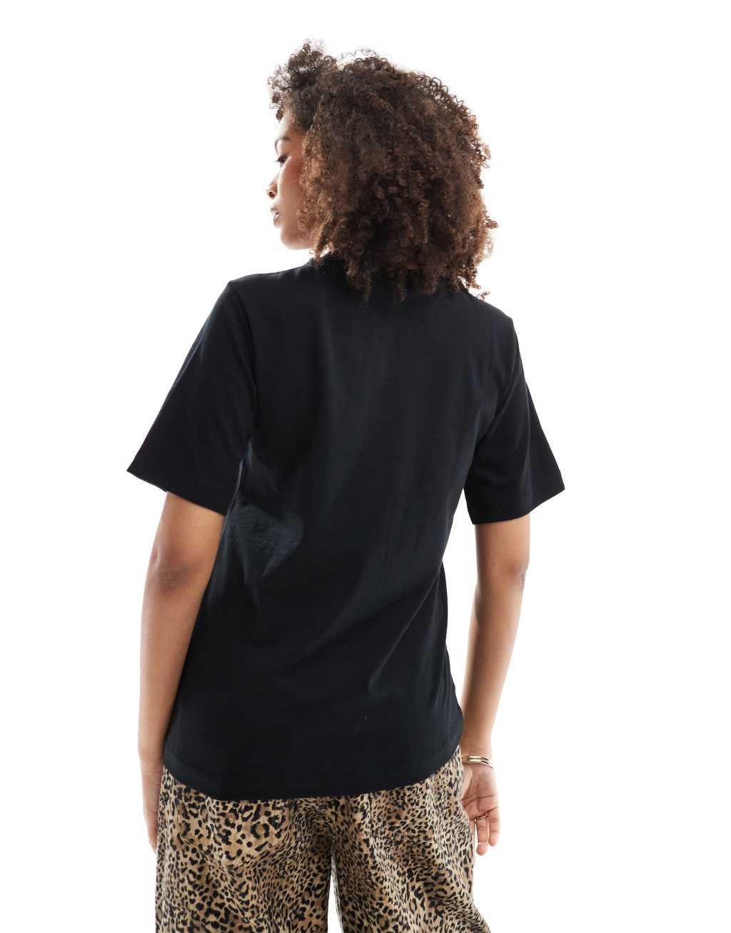 Vero Moda boxy round neck T-shirt in black Product Image