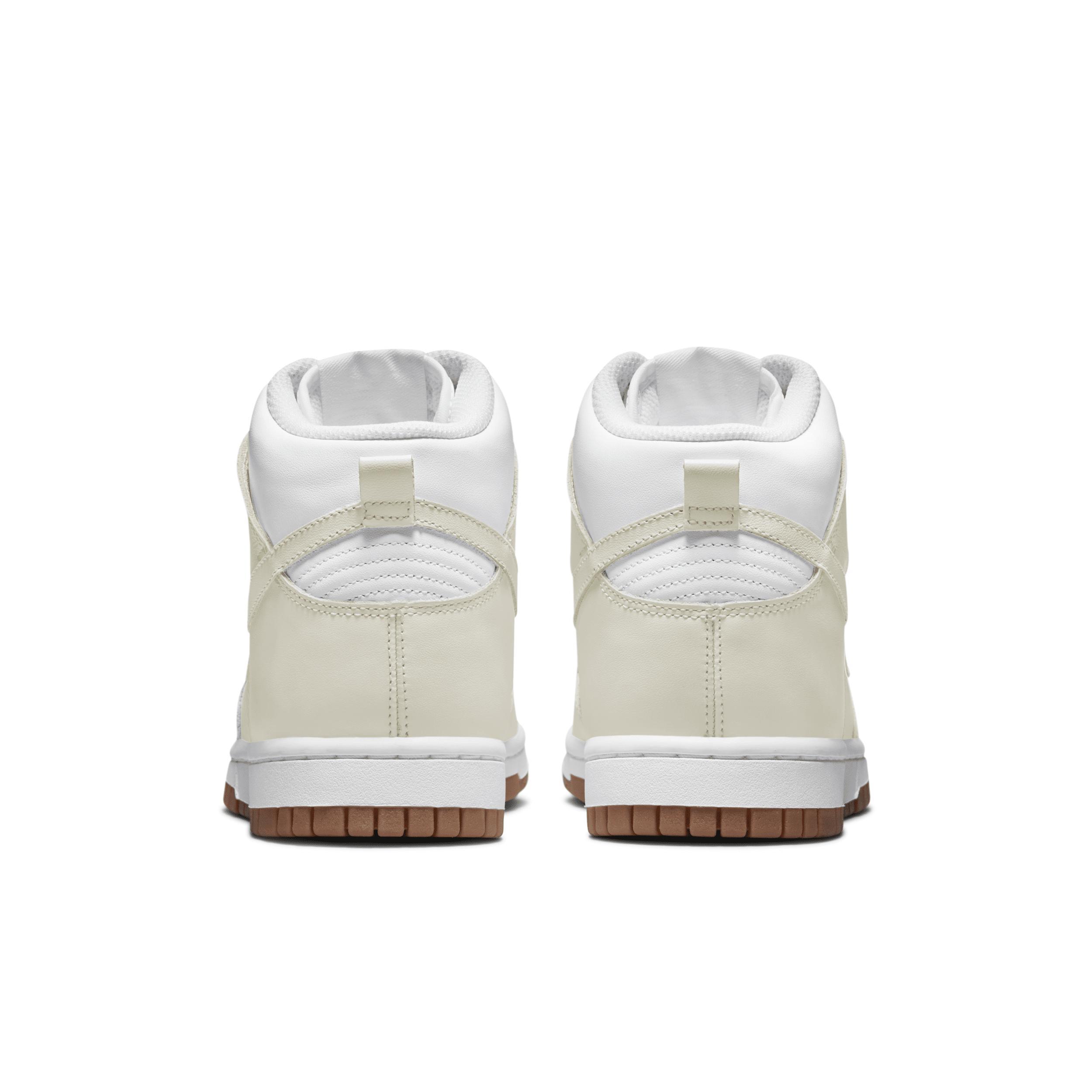 Nike Womens Dunk High Shoes Product Image