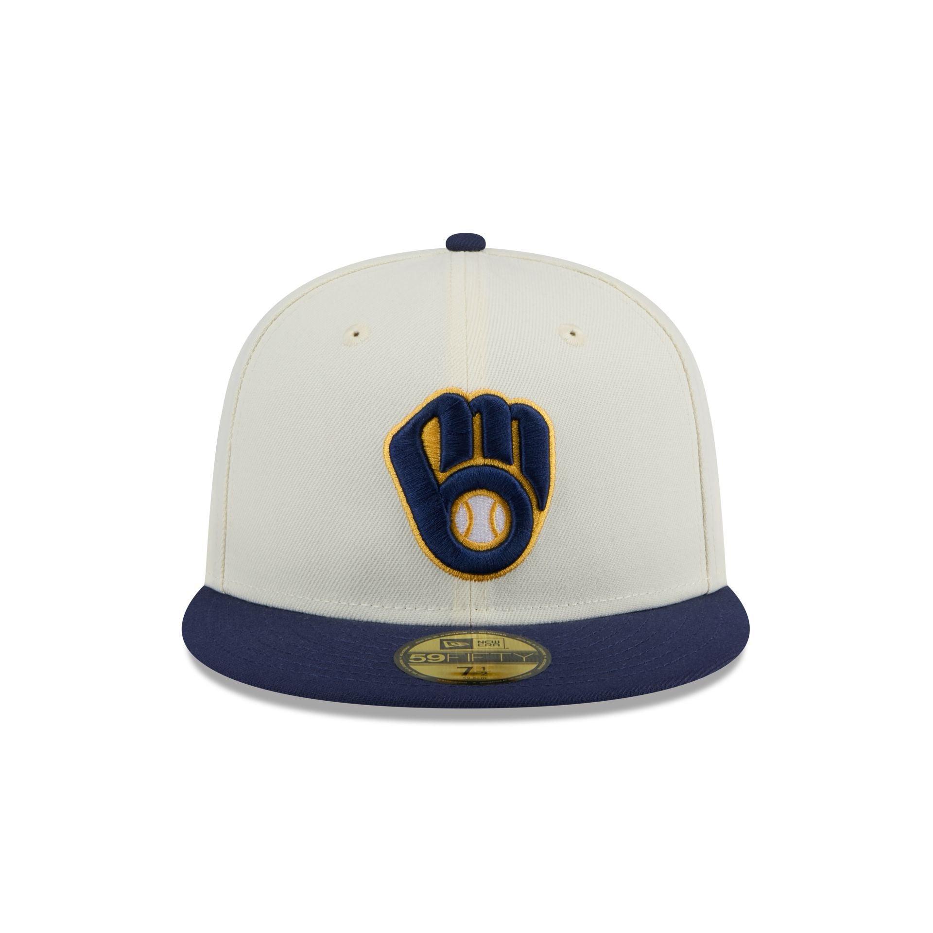 Milwaukee Brewers Chrome 59FIFTY Fitted Hat Male Product Image