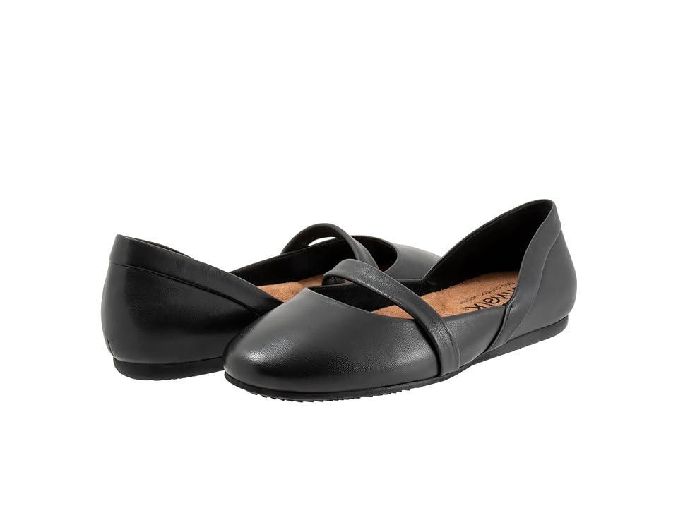 SoftWalk Samara Women's Flat Shoes Product Image