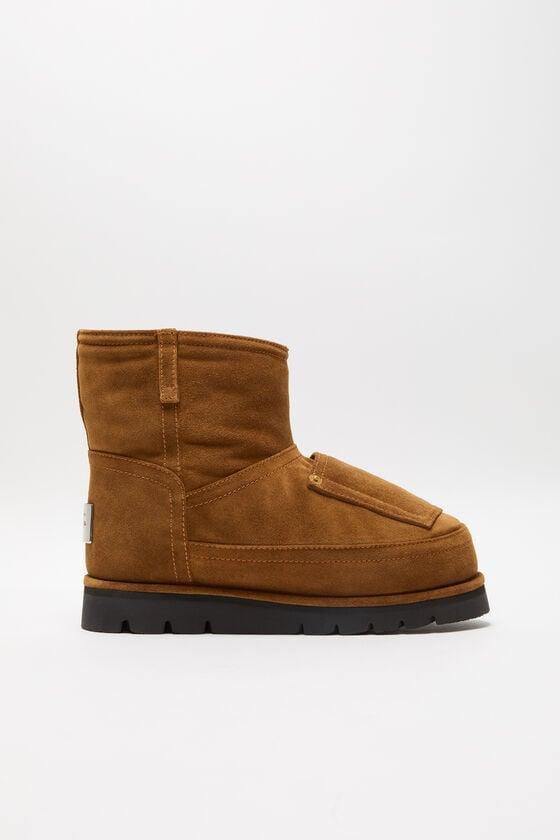 Shearling leather boots Product Image