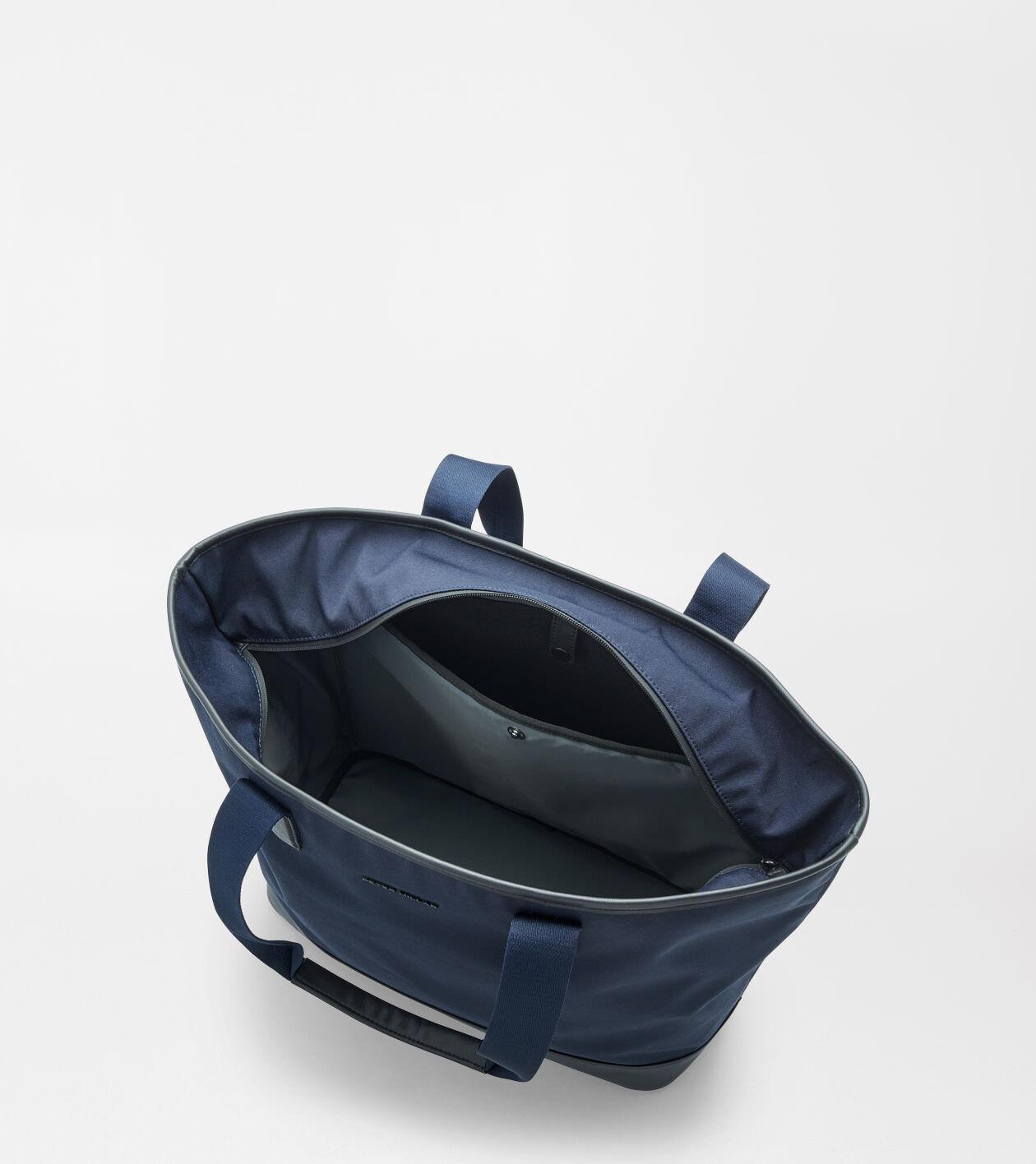 Pursuit Tote Product Image